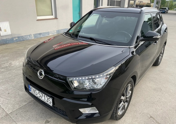 SsangYong Tivoli cena 37900 przebieg: 103000, rok produkcji 2015 z Lubaczów małe 277